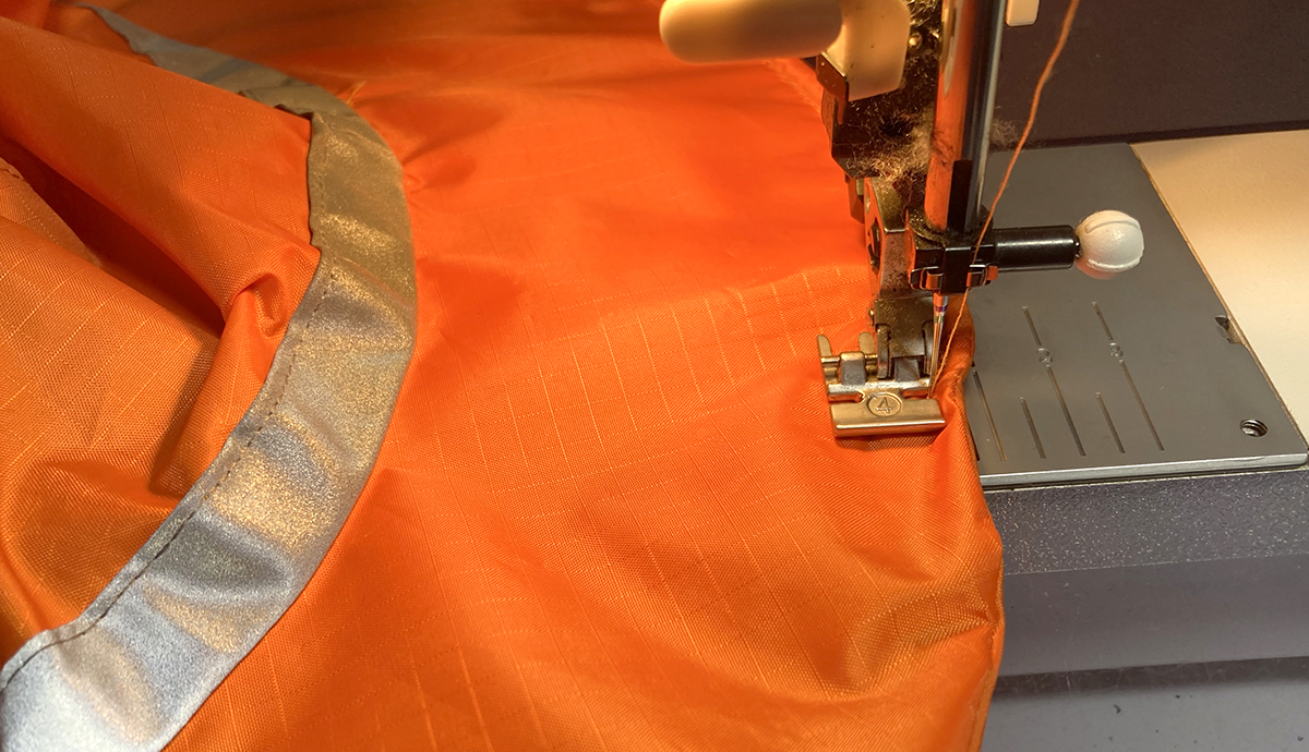 Federstahl festnähen